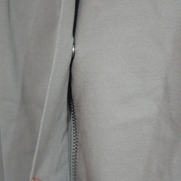 D3 Weekend Max Mara 4 two way zip skirt with belt and pockets - Picture 4 of 9